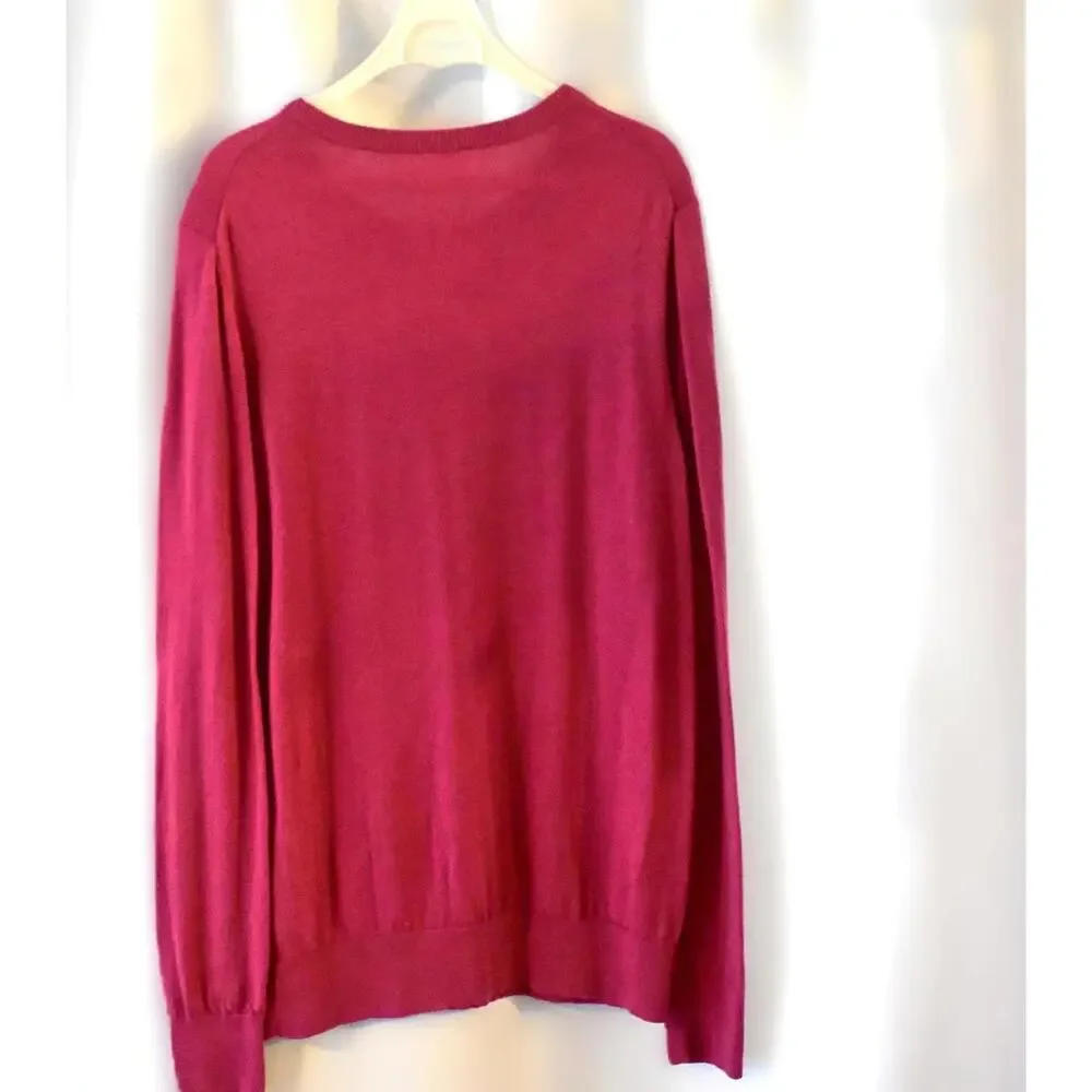Cozy Women's Crew Neck Sweater in Vibrant Red - Picture 4 of 6